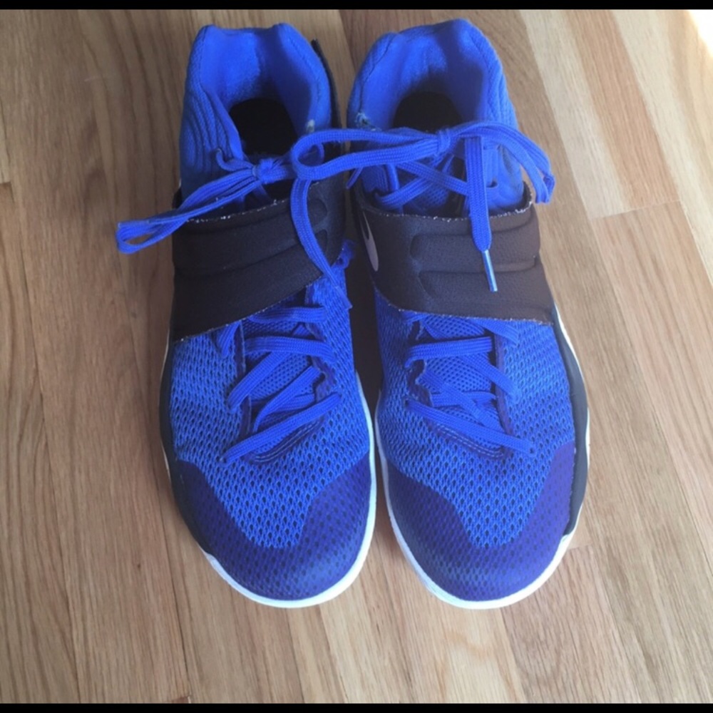 Men’s Kyrie 2 shoes.